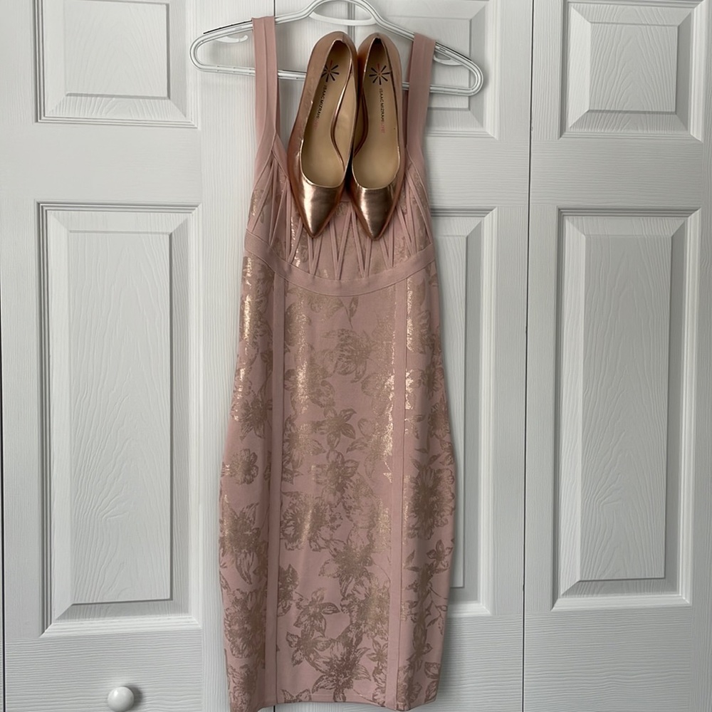 Venus Bodycon Dress with Isaac Mizrahi matching shoes.